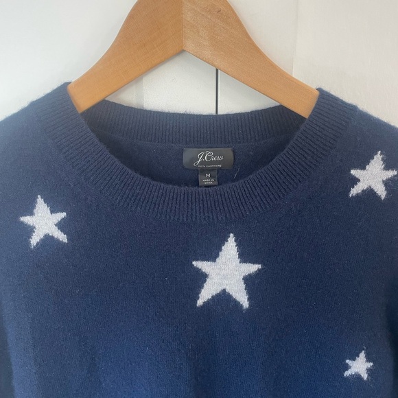 J Crew Everyday Cashmere Crewneck Sweater with Intarsia-Knit Stars - Picture 5 of 14